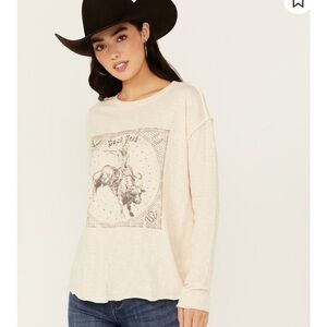 WHITE CROW WOMEN'S BUCK YEAH SEAMED LONG SLEEVE GRAPHIC TEE
